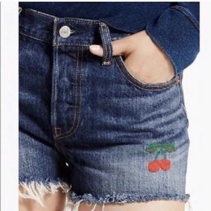 Levi’s 501 Shorts in Raging Indigo